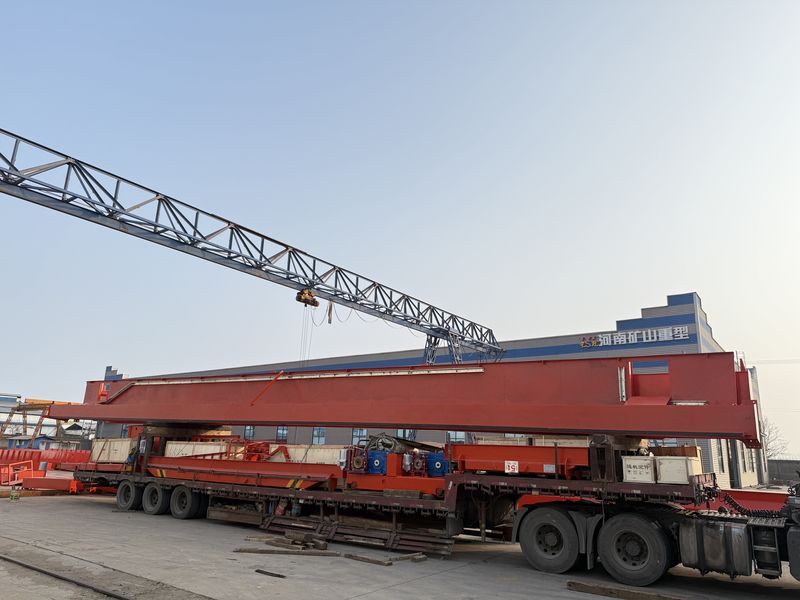 欧式双梁QDX25/5T-22.5M、电动单梁、电动葫芦整车发货